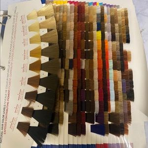 WELA MEGA SWATCH BOOK